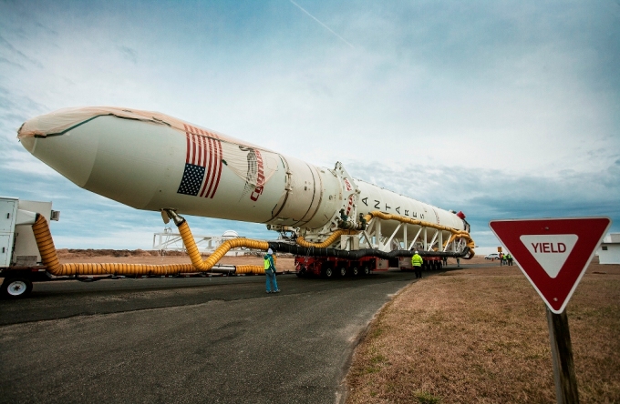 Antares Roll Out to Pad 0-A Jan. 5, 2014 Photo-credit: Orbital Sciences